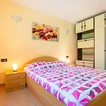 Apartment In - Insel Krk 13032